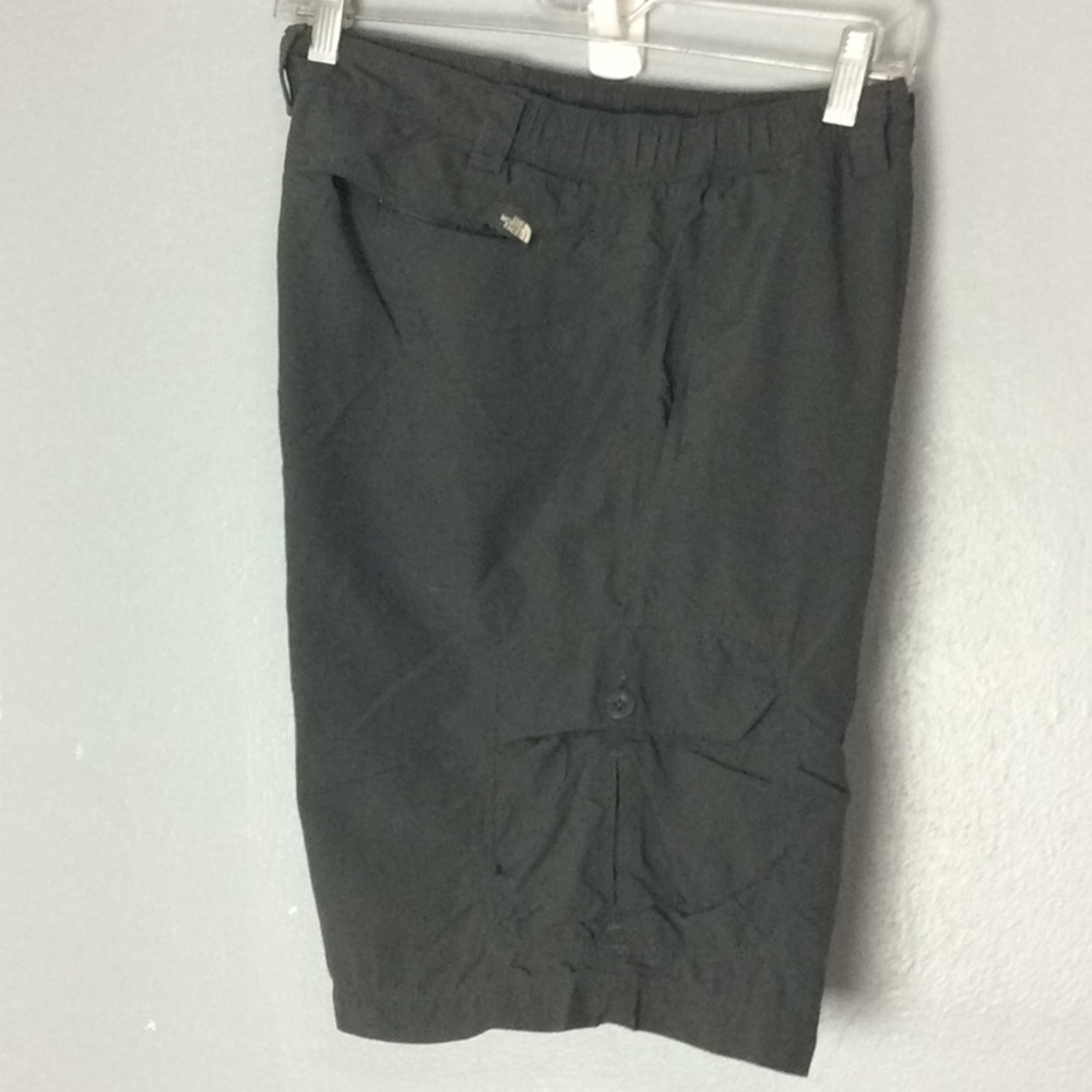 North Face Mens Gray Nylon Cargo Shorts Sz M